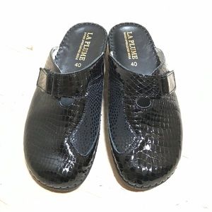 LA PLUME Mules Leather Black Size 40